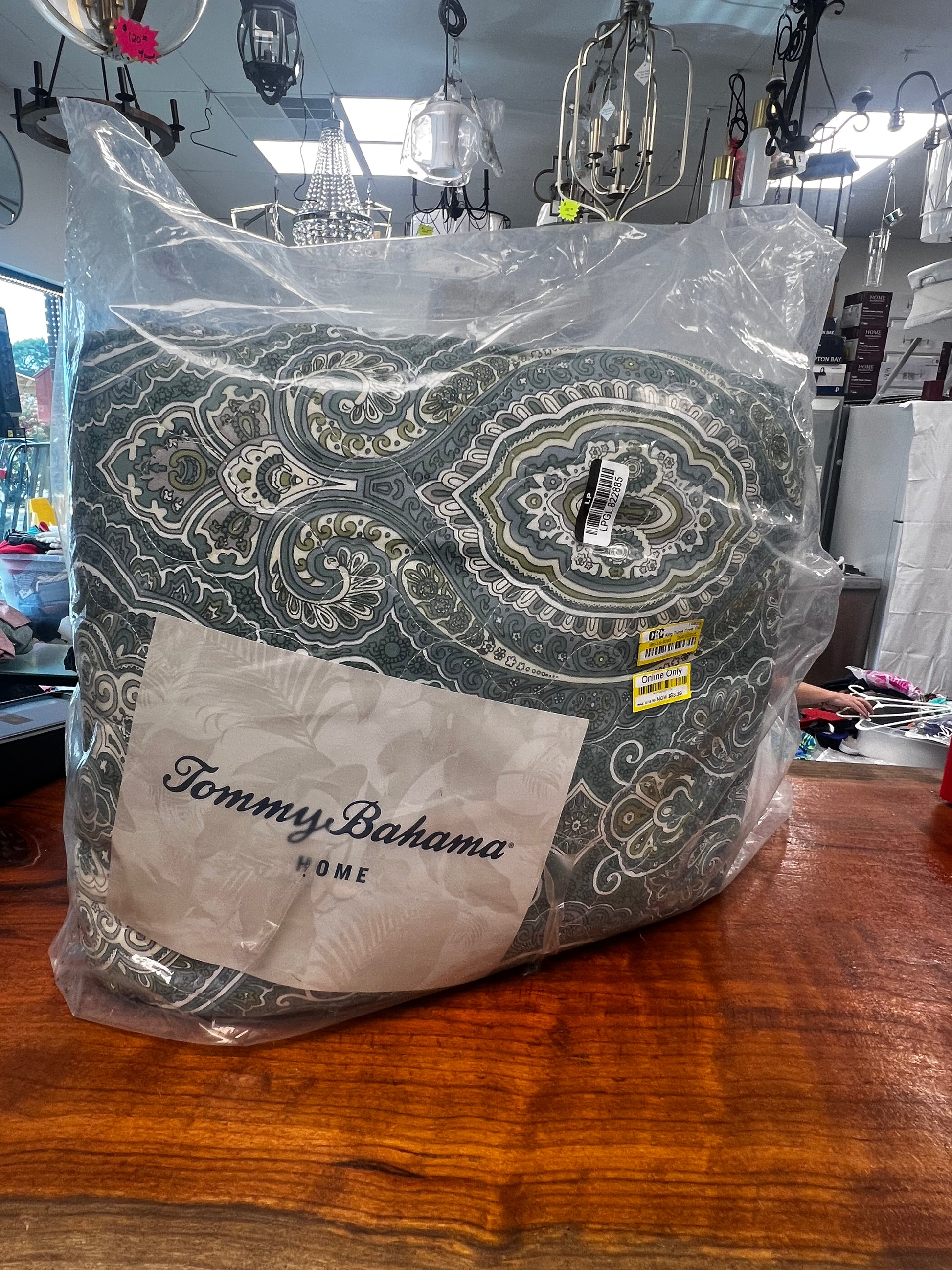 Tommy Bahama King Quilt Set