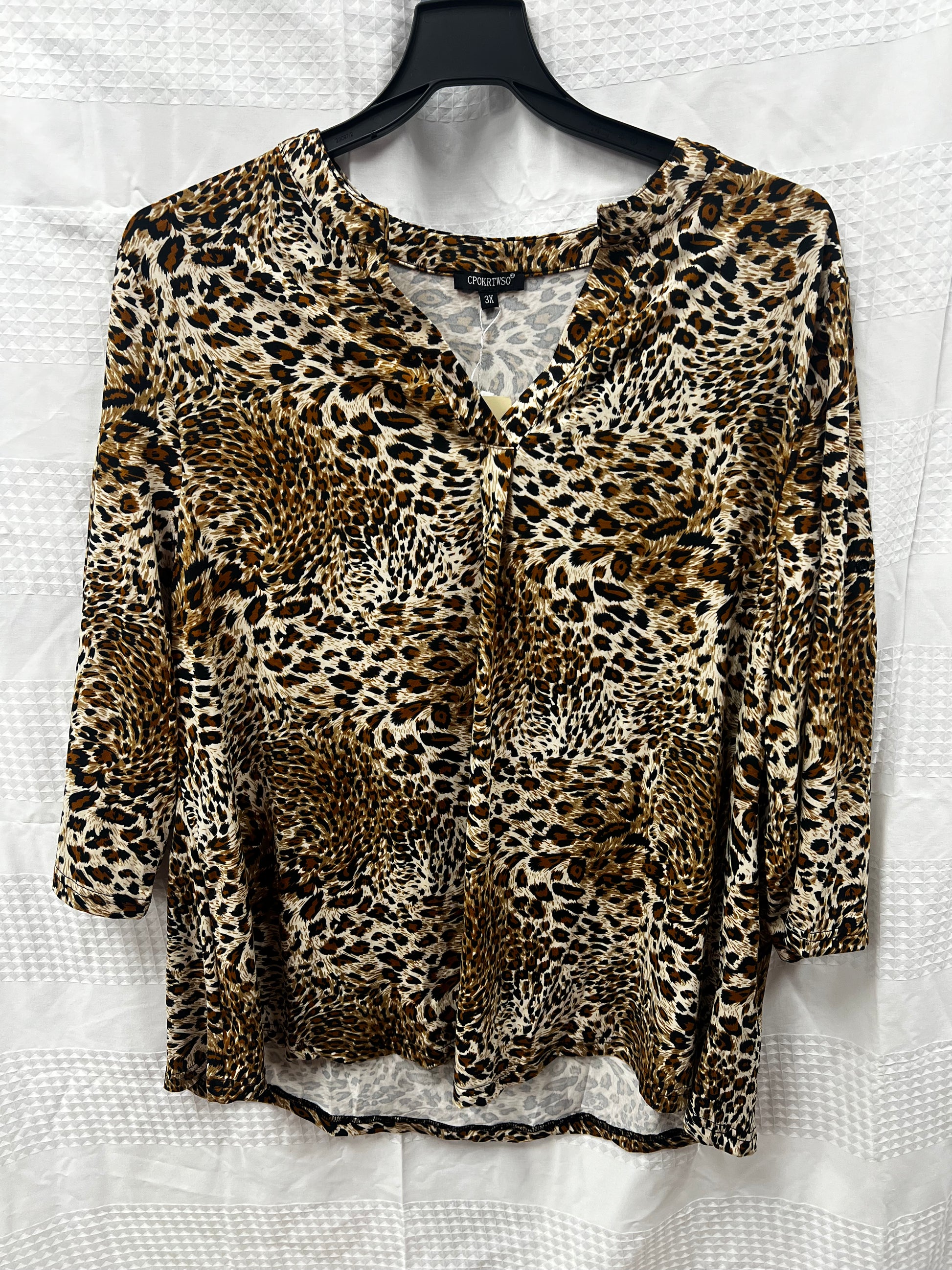 Women’s 3x leopard print 3/4 sleeve dress shirt
